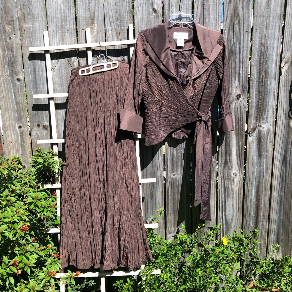 Victor Costa Chocolate Brown Crinkle Texture Wrap Top Evening Jacket w/Skirt 8